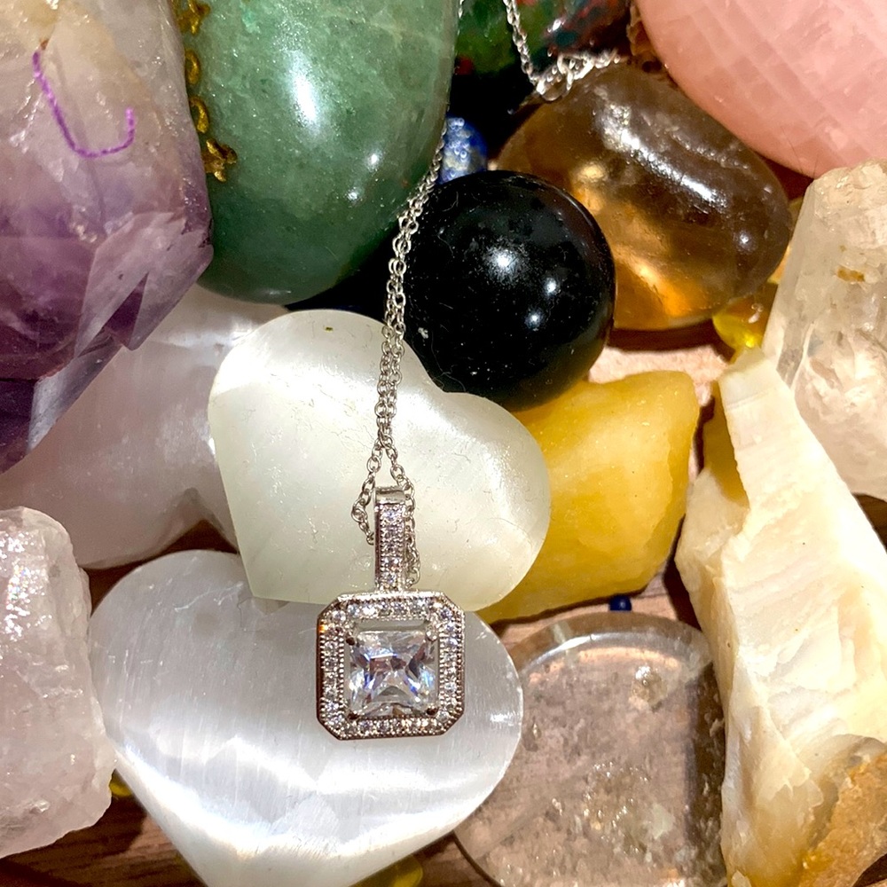 🦋🧚‍♀️sterling silver and cz necklace
